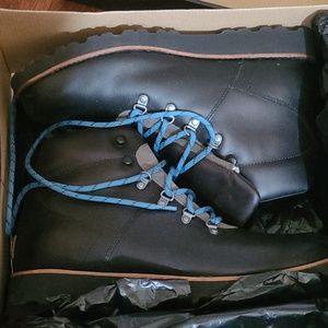 Mens UGG boot